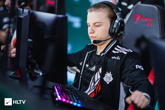 朴正熙长孙入伍海军陆战队的背后故事